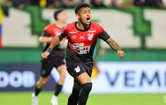 Jose-Tramontin-Athletico-Paranaense-1024x683.png