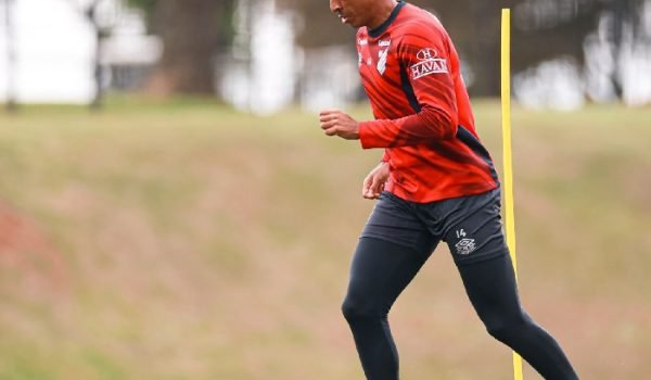 Luiz-Gustavo.jpg