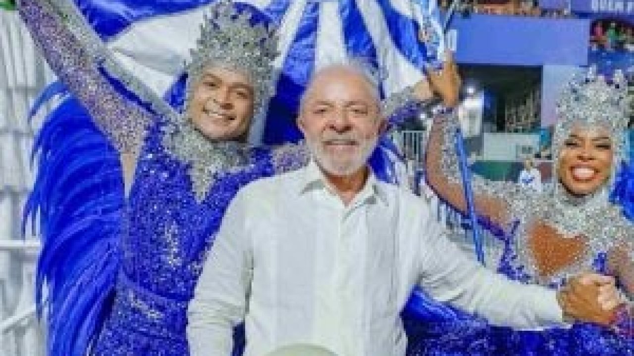 Acadêmicos de Niterói durante o Carnaval do Rio — Foto: Revista Oeste