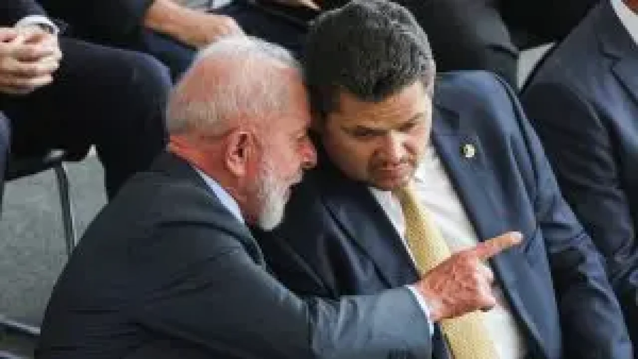 Lula-e-Alcolumbre-300x169.jpg