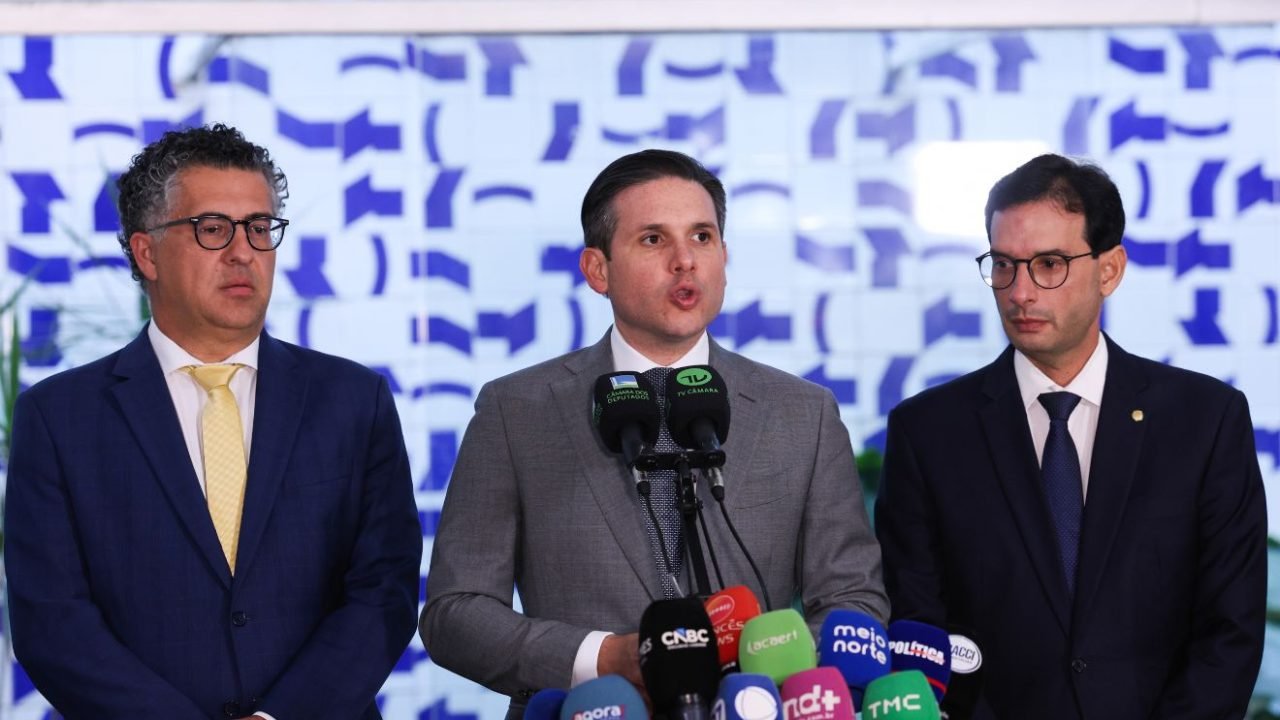 Motta-define-presidente-relator-comissao-especial-escala-6-x-1-Lula-Marques-Agencia-Brasil