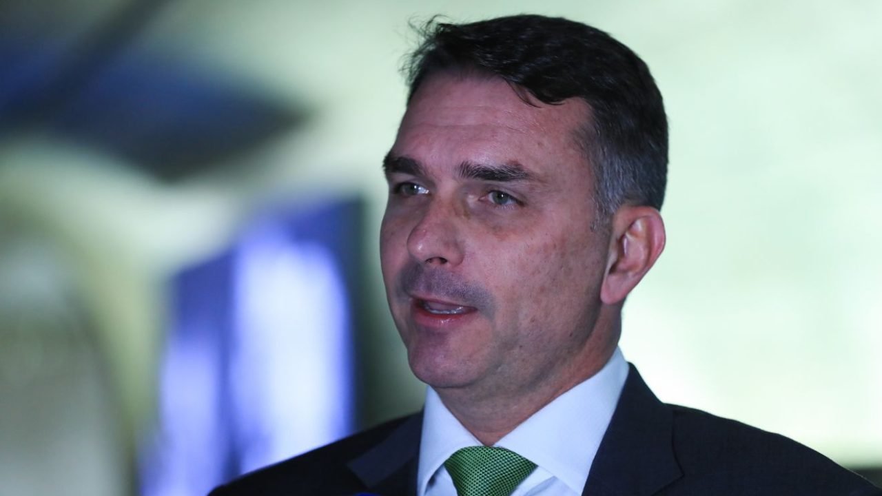 PT-acao-Flavio-Bolsonaro-urnas-eletronicas-Pedro-Franco-Agencia-Senado