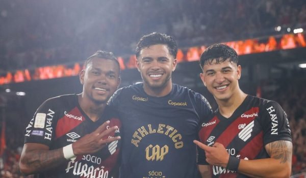 Rivaldo-Mycael-e-Esquivel-1024x987.jpg