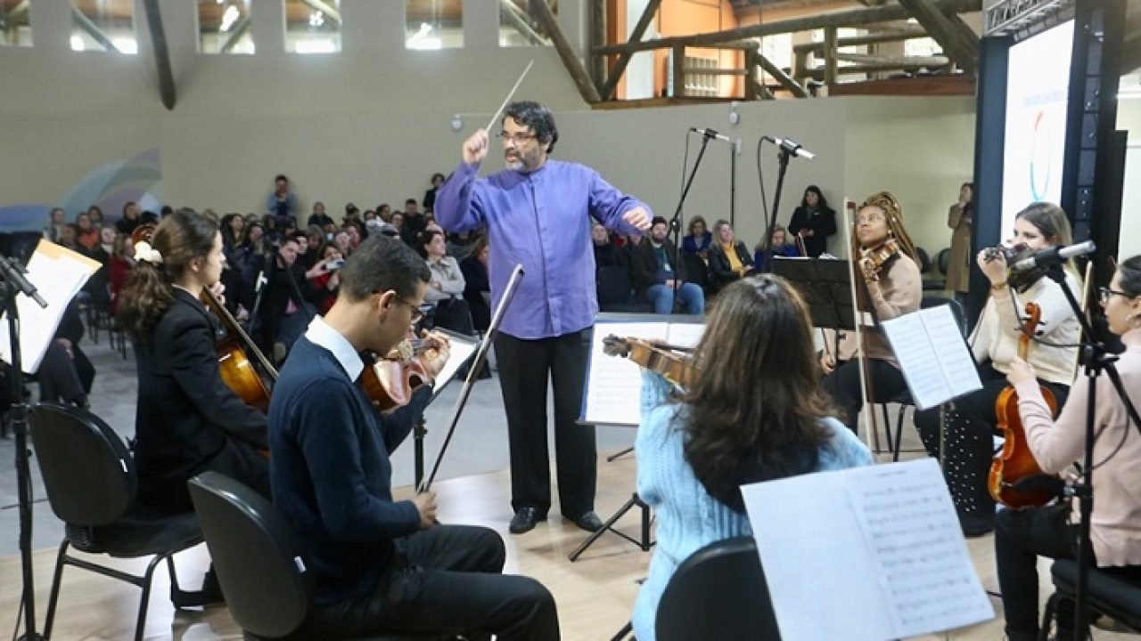 Semana-de-Cultura-em-Curitiba.jpg