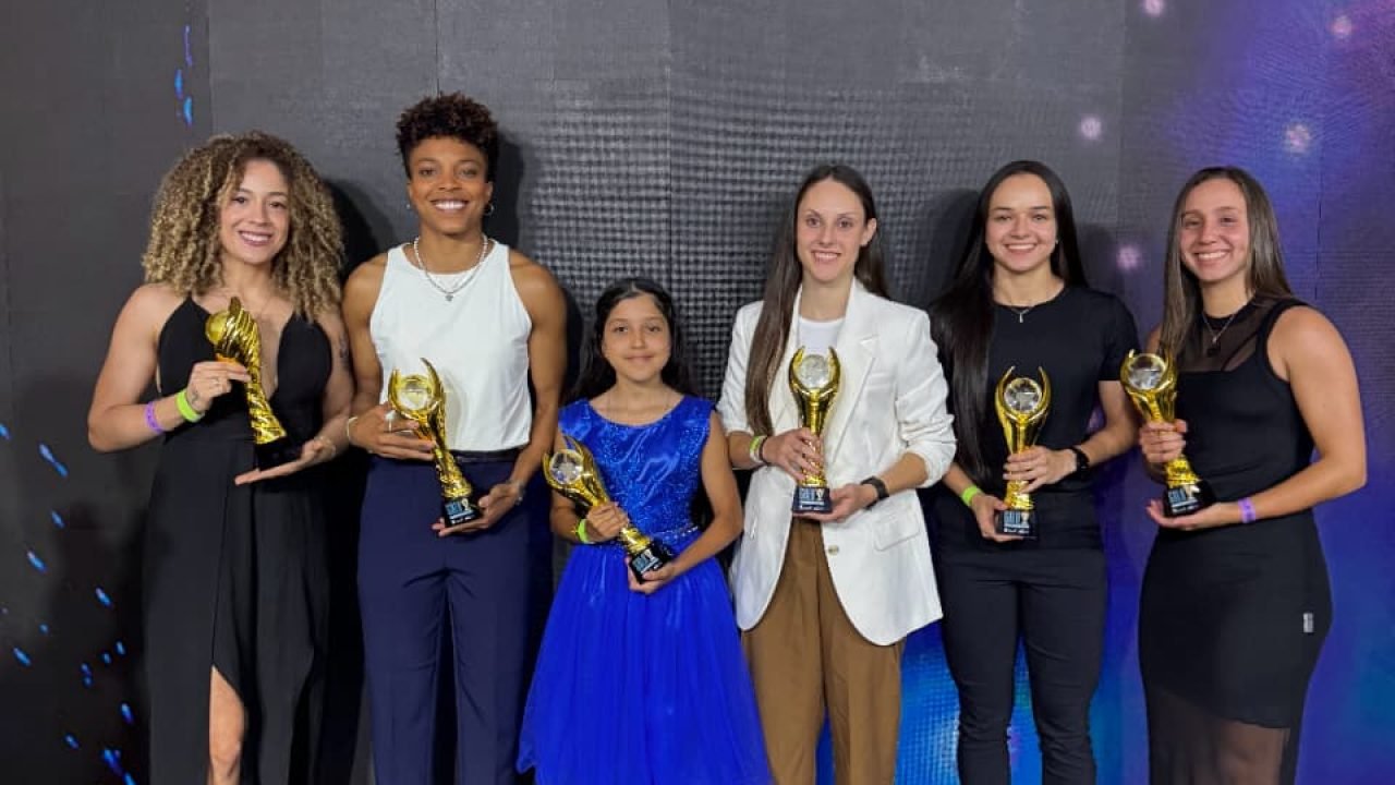 Mundo do Futsal Experience: Seis jogadoras do Stein Cascavel são destaques