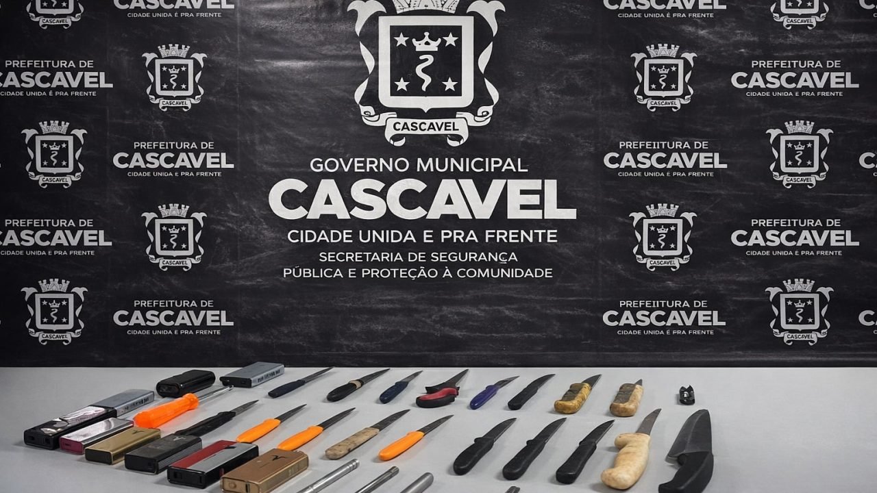 Operação faz internamento involuntário, recupera veículos e retira objetos perfurocortantes das