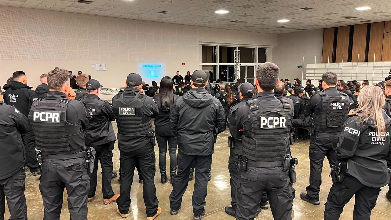 Forças de segurança estiveram nas ruas nas primeiras horas desta quinta-feira (30) em Laranjeiras do Sul e Ibema (Foto: PCPR)