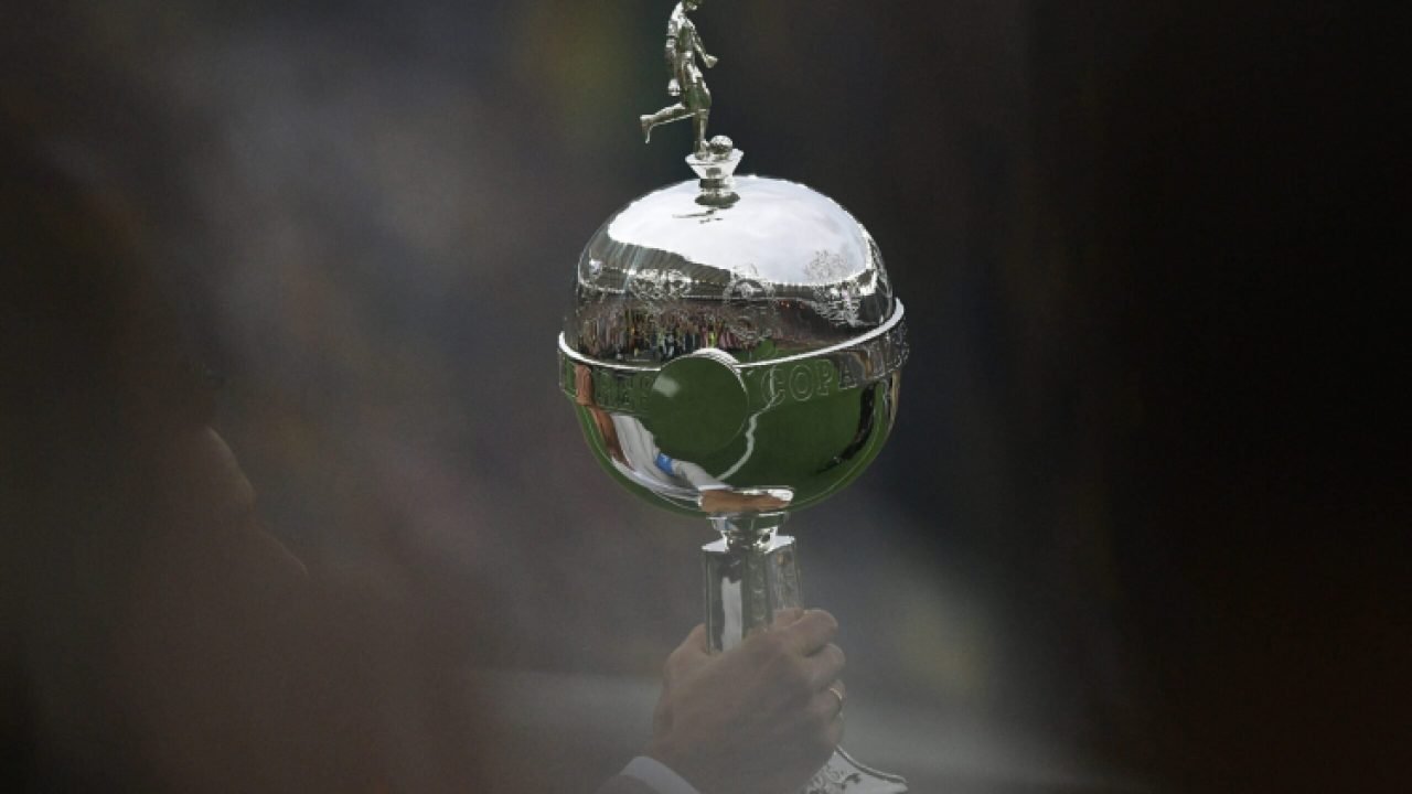 a-sonhada-taca-da-libertadores-foto-carl-de-souza-afp-750x469-1