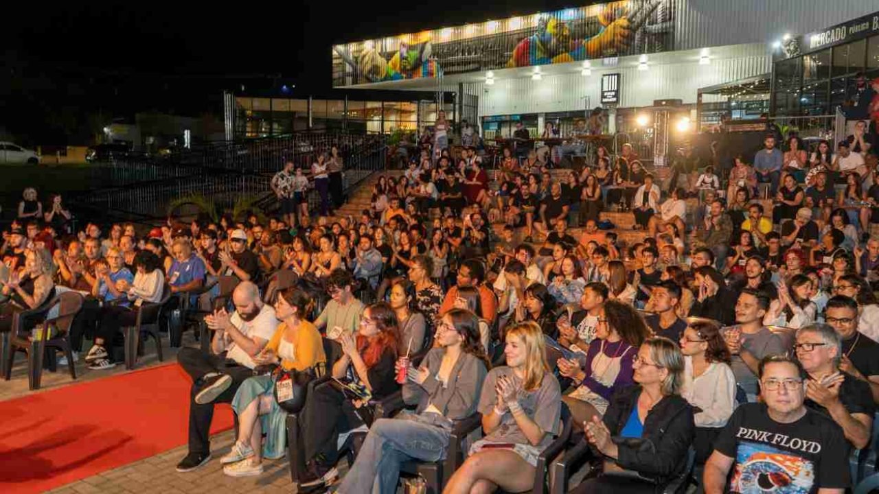 abril-claquete-foz-do-iguacu-encerramento