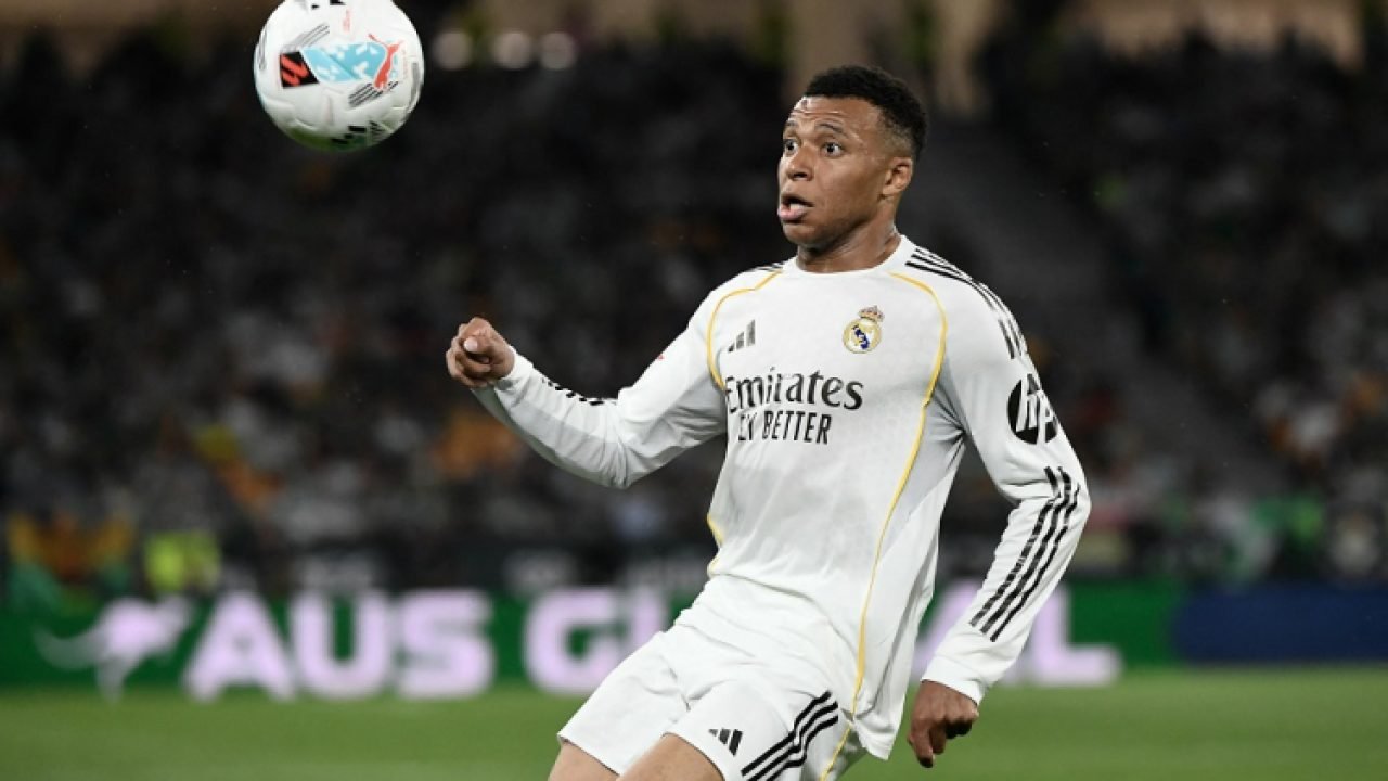 afp__20260424__a8wr77d__v1__highres__fblespligabetisrealmadrid-750x500-1