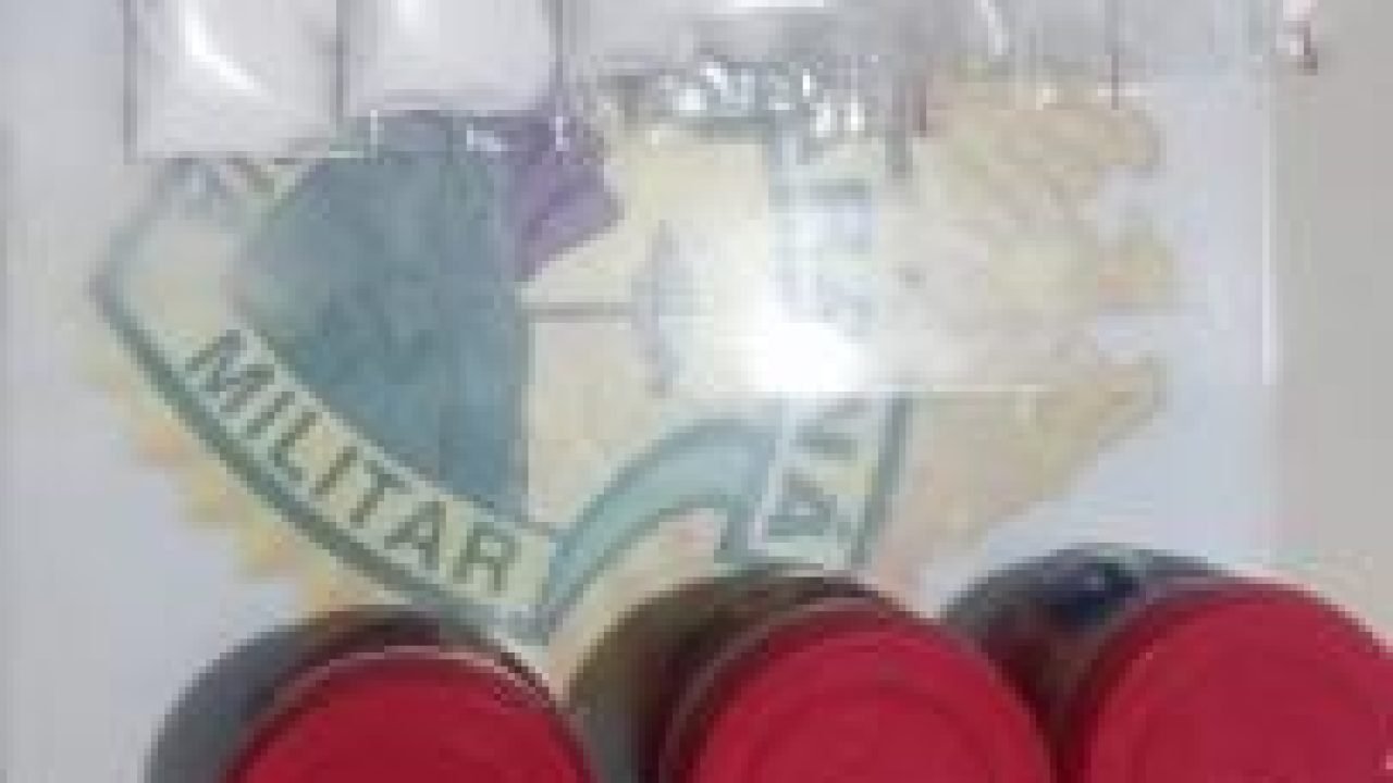 PMPR detém condutor embriagado e apreende cocaína após tentativa de fuga em Guaratuba