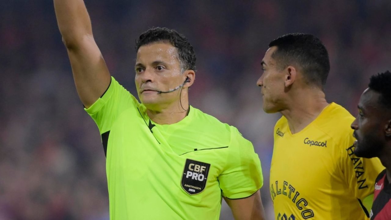 arbitro-var-atletico-gremio