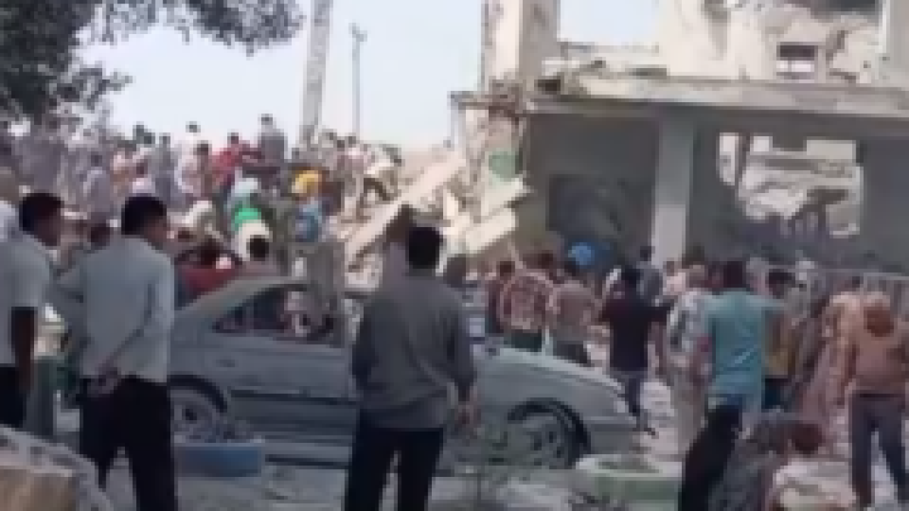 Foto: Ofensiva norte-americana e israelense teria atingido ao menos 30 alvos. (F