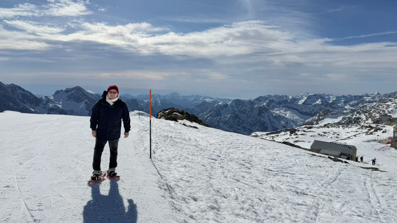 bdbf17cba72f49741f8c69066c5e499ebf6cb9e7