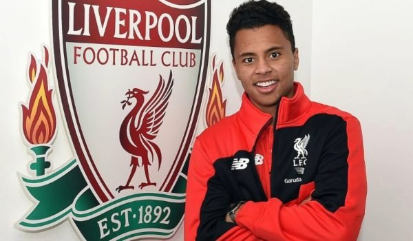 Por que reforço do Corinthians não deu certo no Liverpool — Foto: Reprodução/ Di