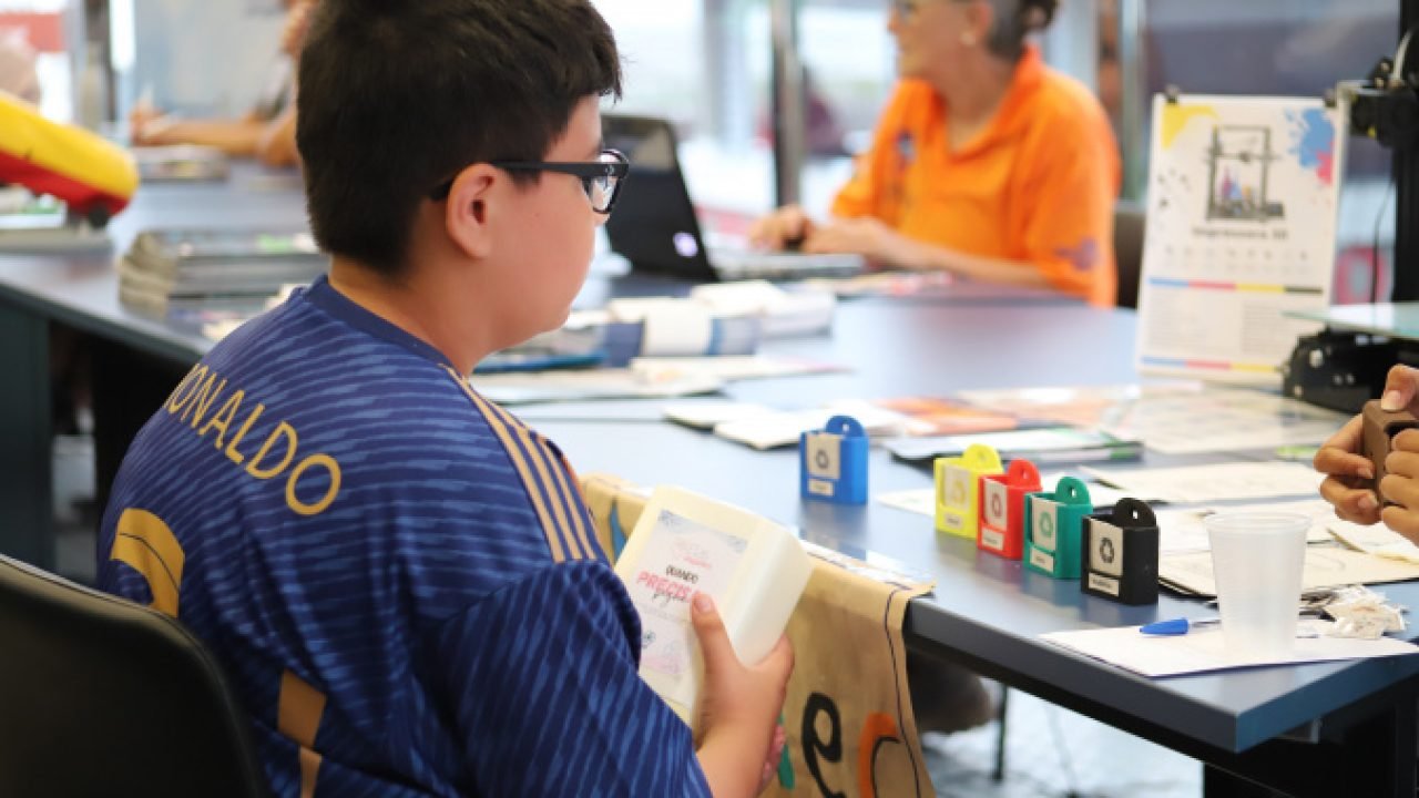 Carreta da Inovação oferta atividades em Antonina e Paranaguá nesta semana