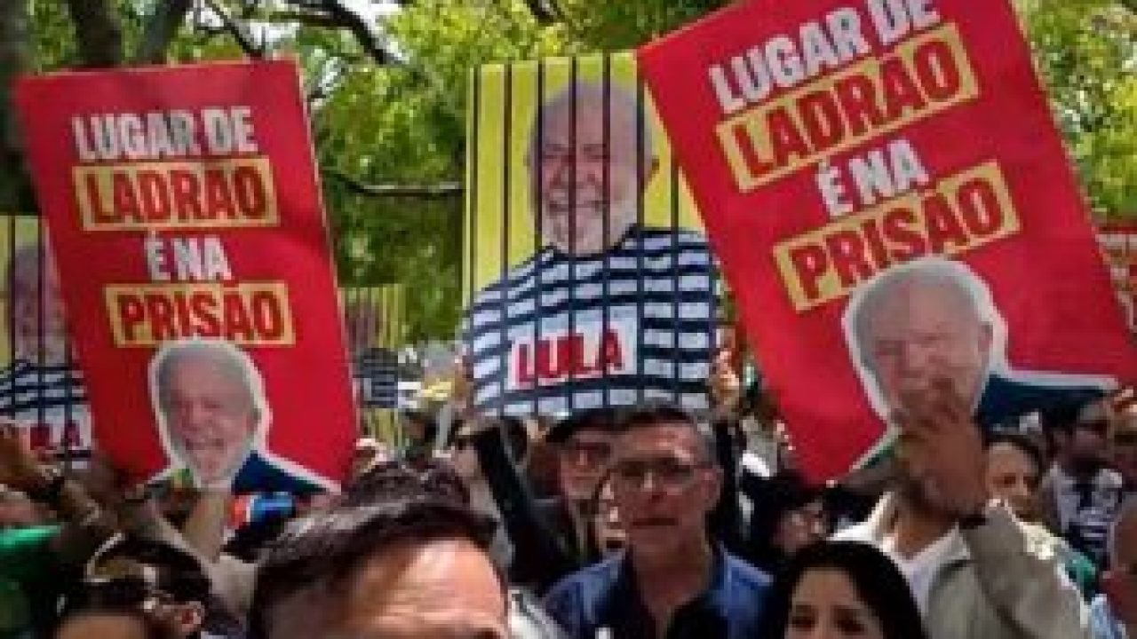 cartazes-lisboa-300x177-1