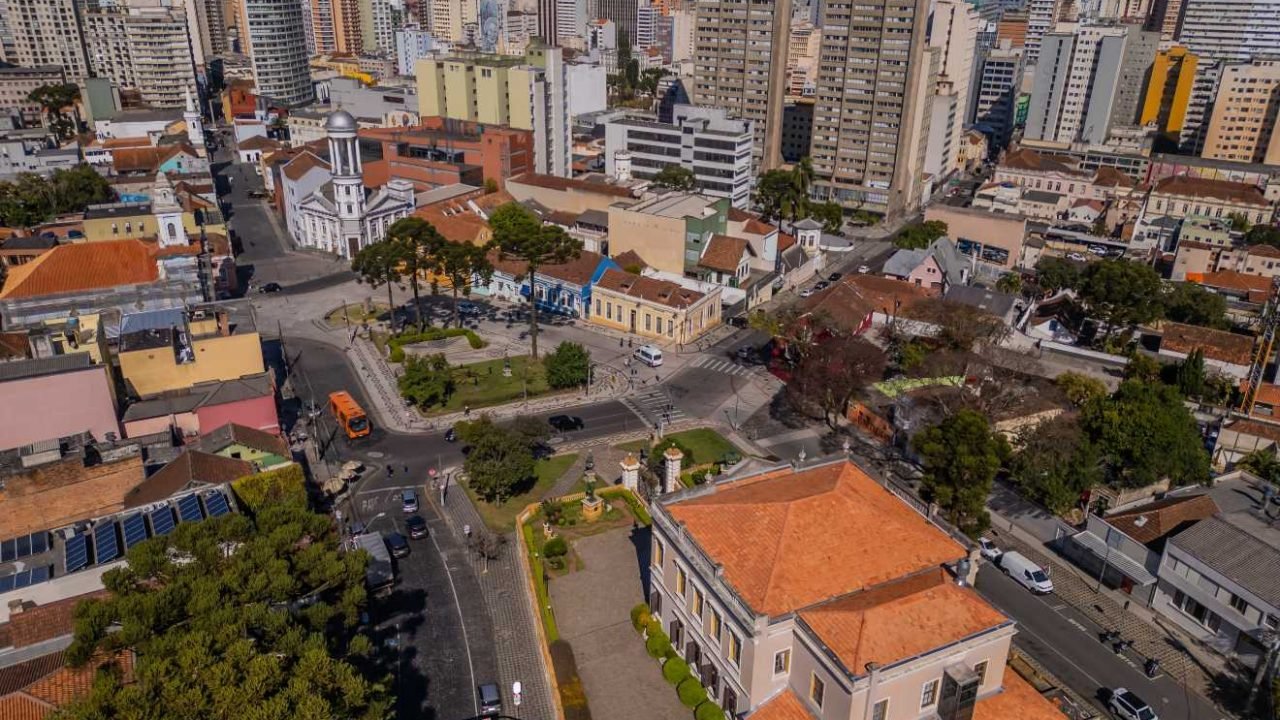 centro-curitiba-revitalizacao-1
