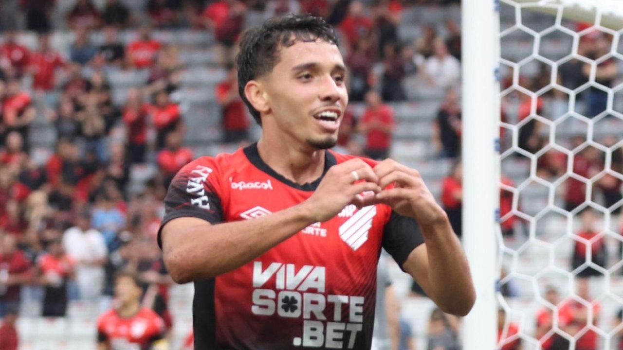 chiqueti-drama-volta-athletico