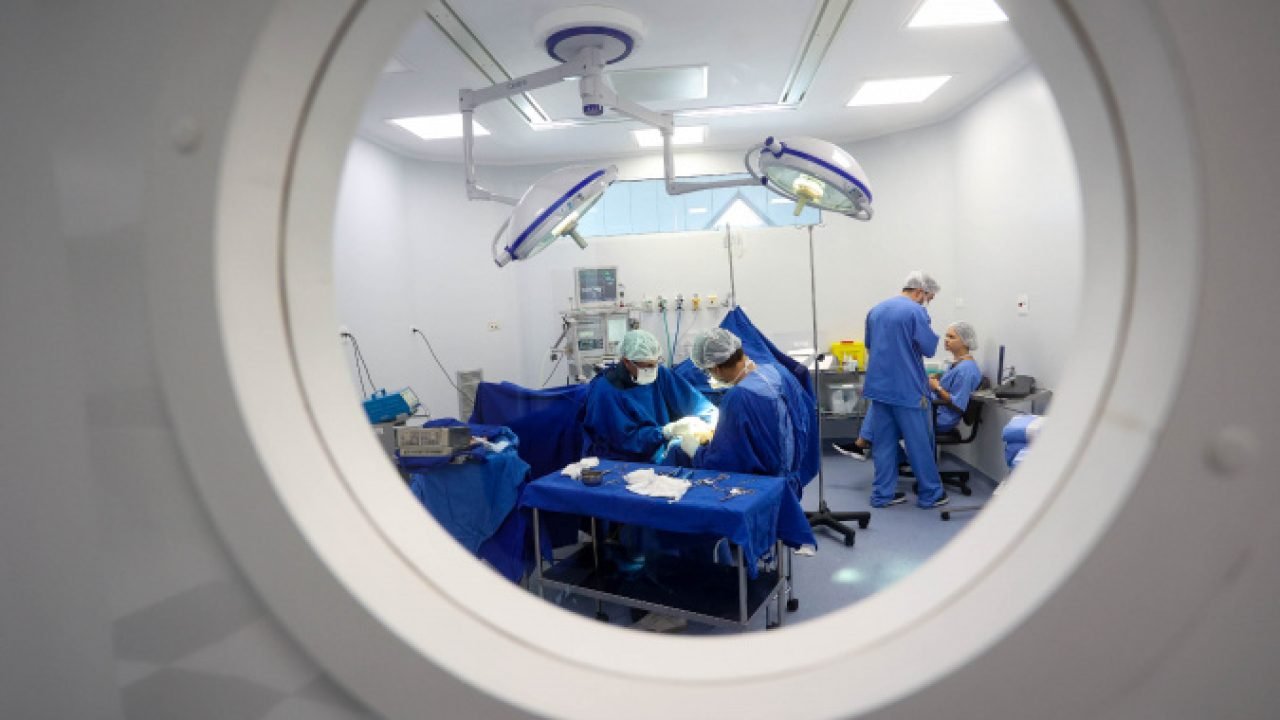 Programas estratégicos reforçam regionalização e ampliam acesso à saúde no Paraná