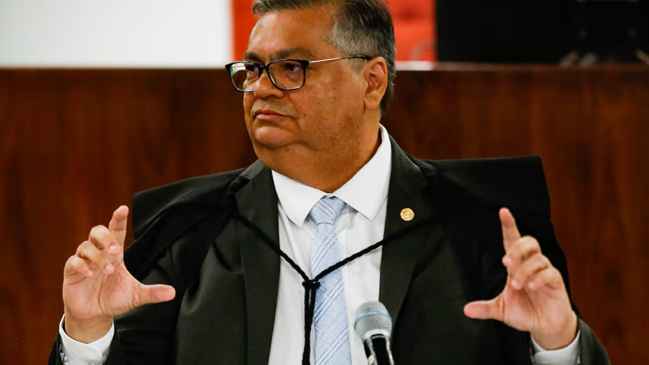 dino-estadao