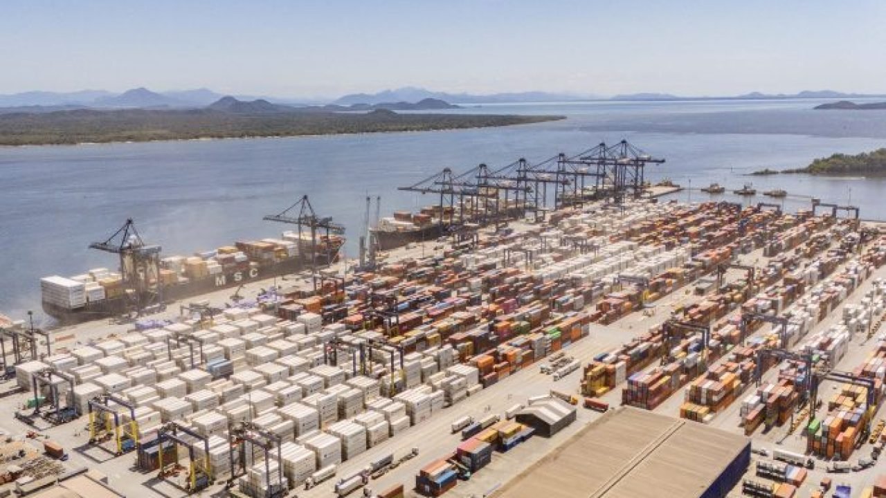 Portos do Paraná regulariza 100% das áreas e garante R$ 5,1 bilhões em investimentos
