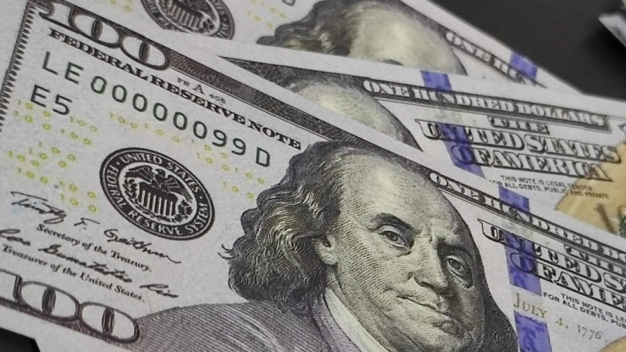 dolar1