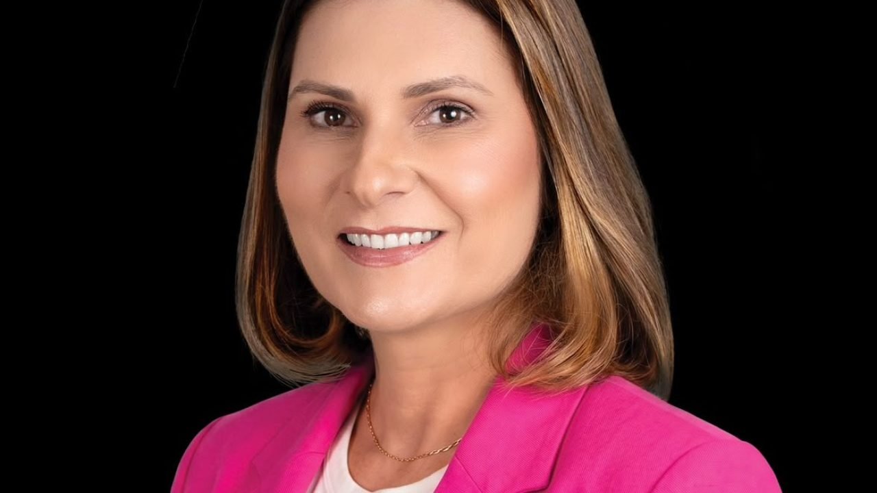 Legenda: Fabiana Parro é vice-prefeita de Paranaguá e candidata a deputada estadual (Foto: Divulgação)