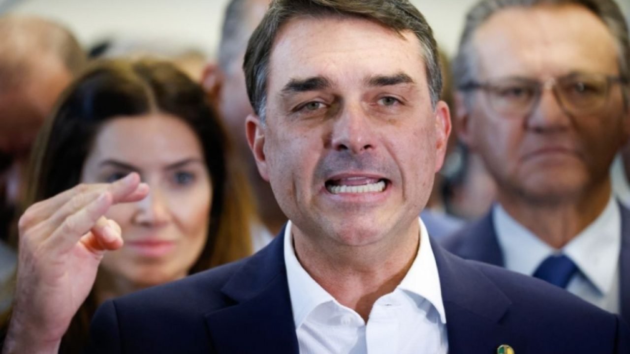 flavio-bolsonaro-1-750x450-1