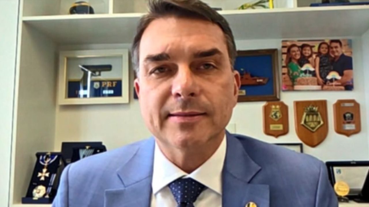 flavio-bolsonaro-entrevista-a-jovem-pan-1