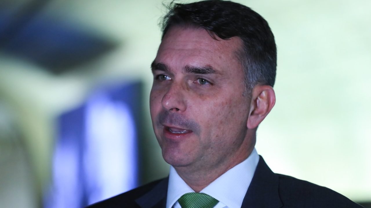 flavio-bolsonaro-pc-fim-reeleicao