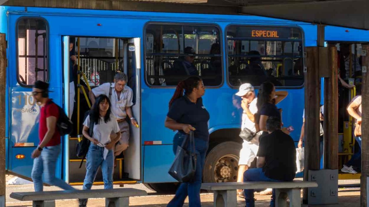 foz-do-iguacu-transporte-coletivo-caducidade-
