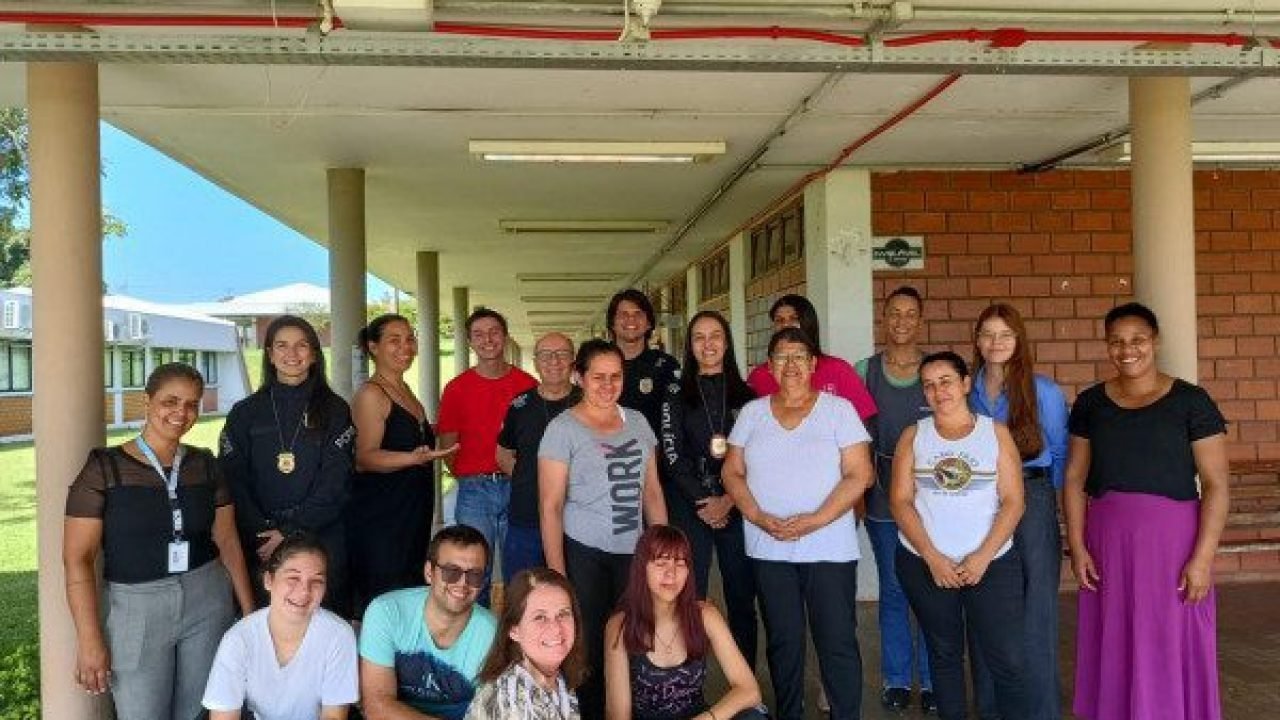PCPR realiza palestra de prevenção a violência contra a mulher em Foz do Iguaçu