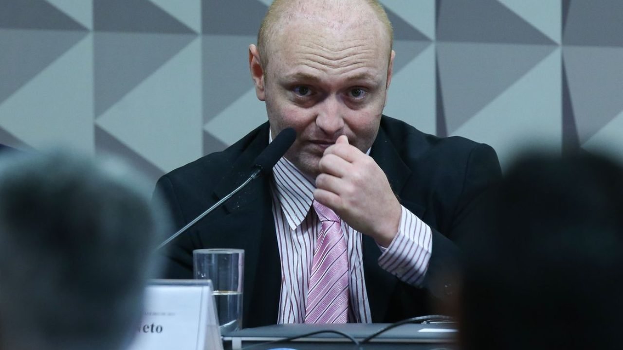 hacker-condenado