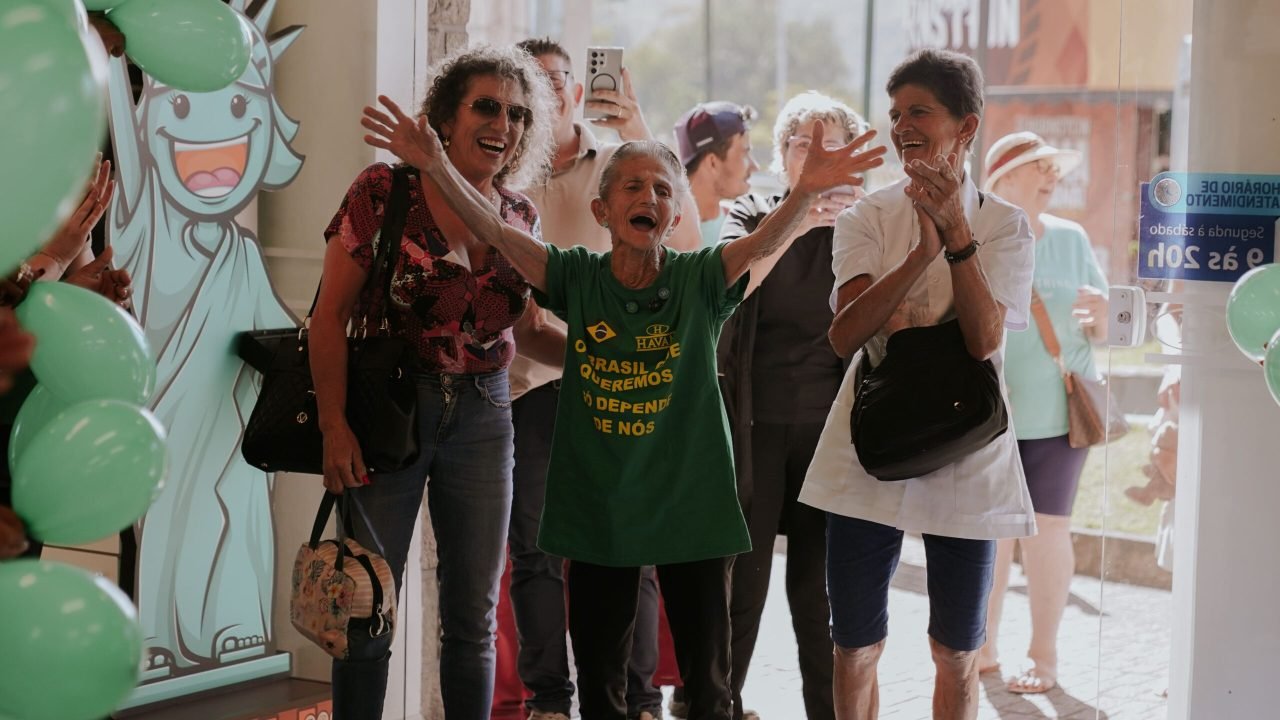 Havan contrata colaboradora de 91 anos