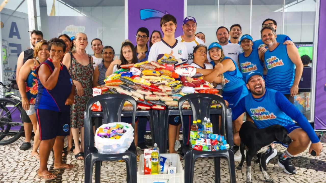 Arena Gamer do Verão Maior Paraná entrega 350 quilos de alimentos à Apae de Matinhos