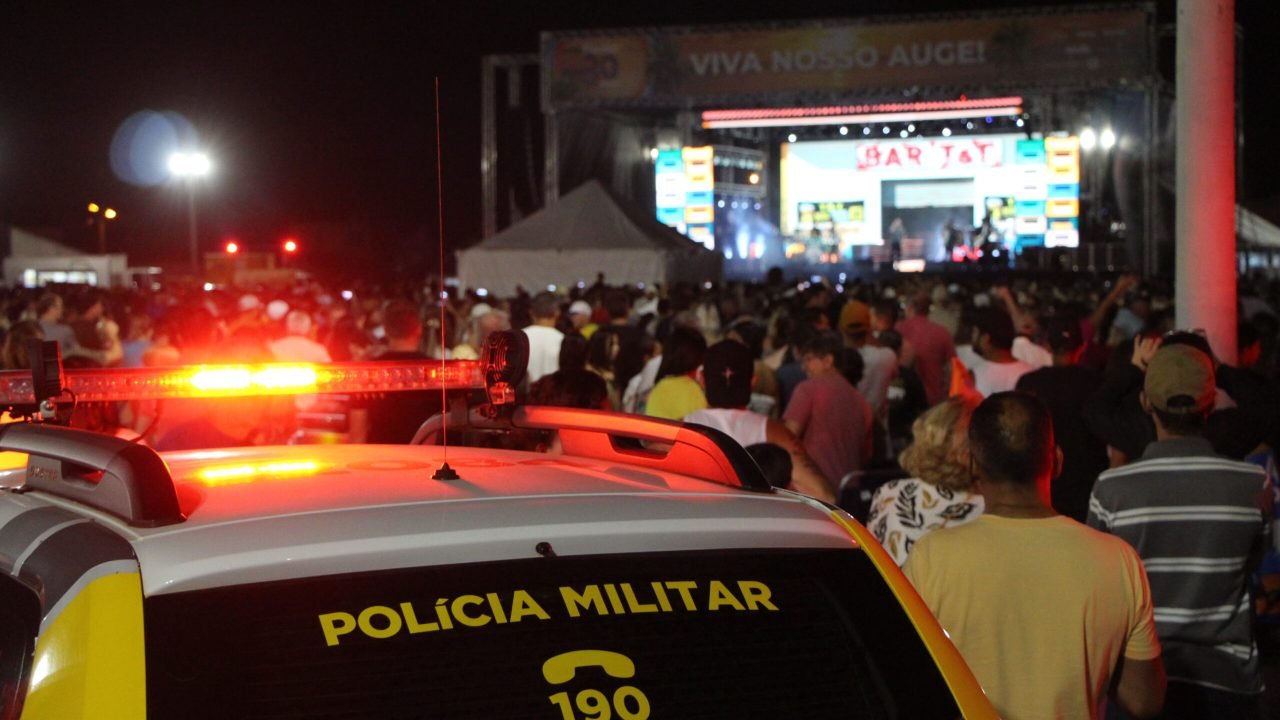 Subcomandante-Geral da PMPR acompanha ações de policiamento durante shows comemorativos dos 30