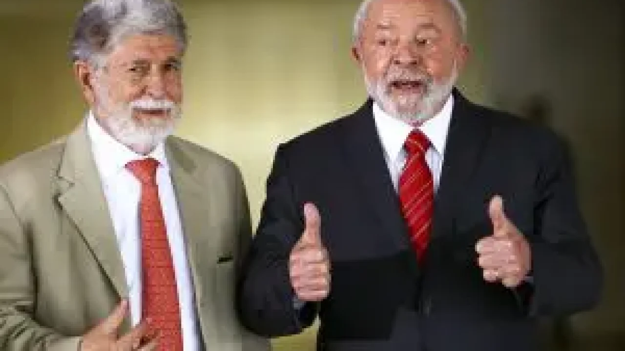 lula-finlandia_mcamgo_abr_01062023-copiar-300x200.jpg