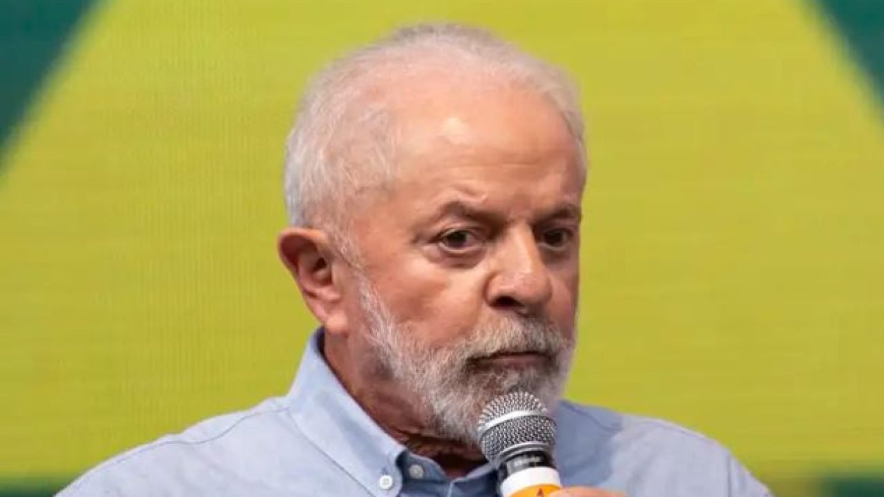 lula-fundo-amarelo-e-verde-via-ebc