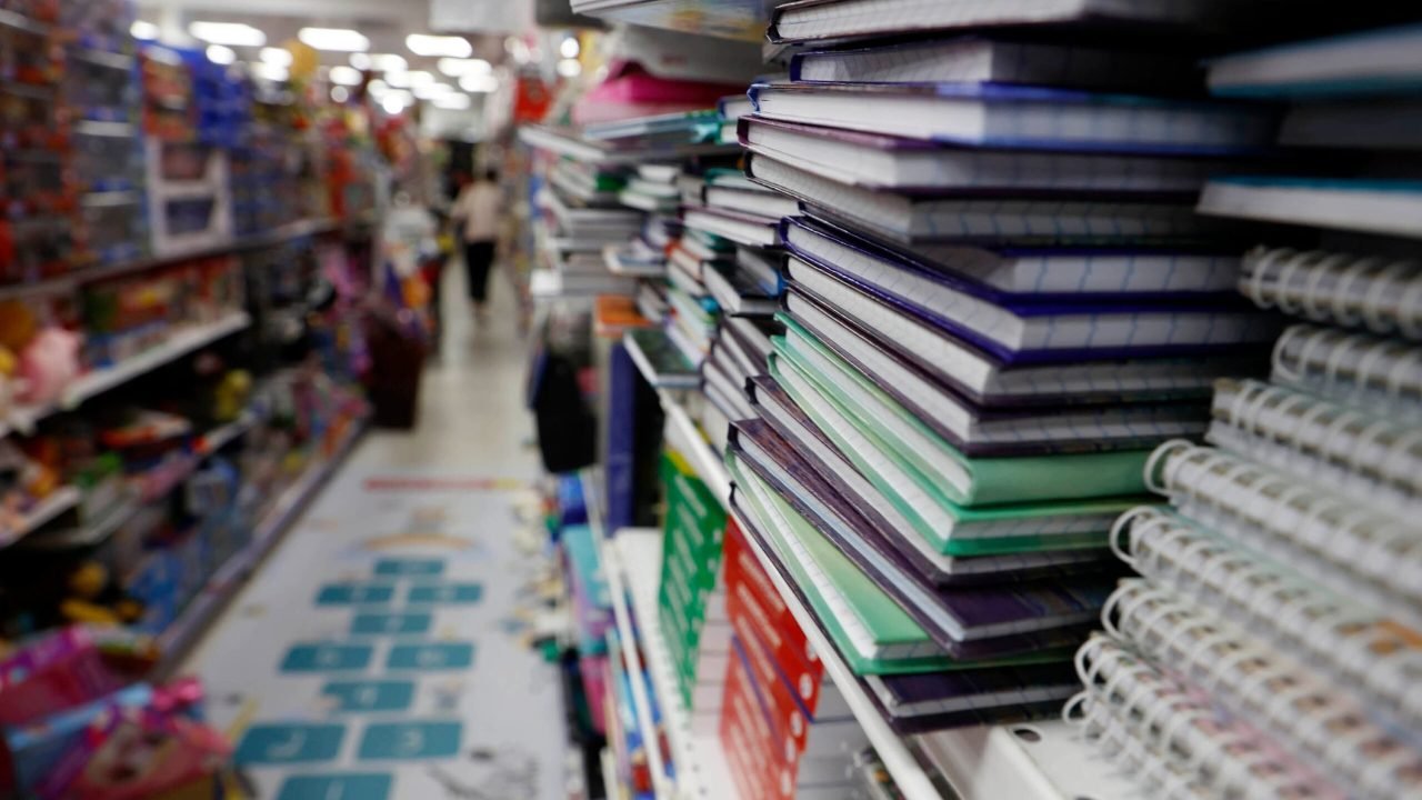 Procon-PR dá dicas para evitar problemas com material escolar