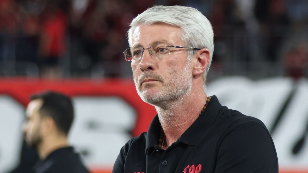 odair-hellmann-tecnico-athletico-foz-paranaense