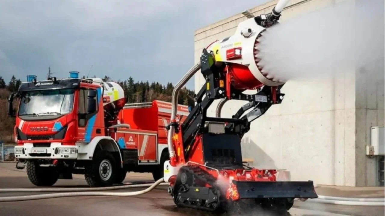 parana-compra-robos-de-combate-a-incendio-para-cor006434350202605292240.webp.webp