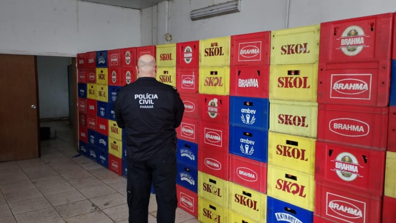 pcpr_destroi_mais_de_quatro_mil_garrafas_de_bebidas_apreendidas22222.jpg