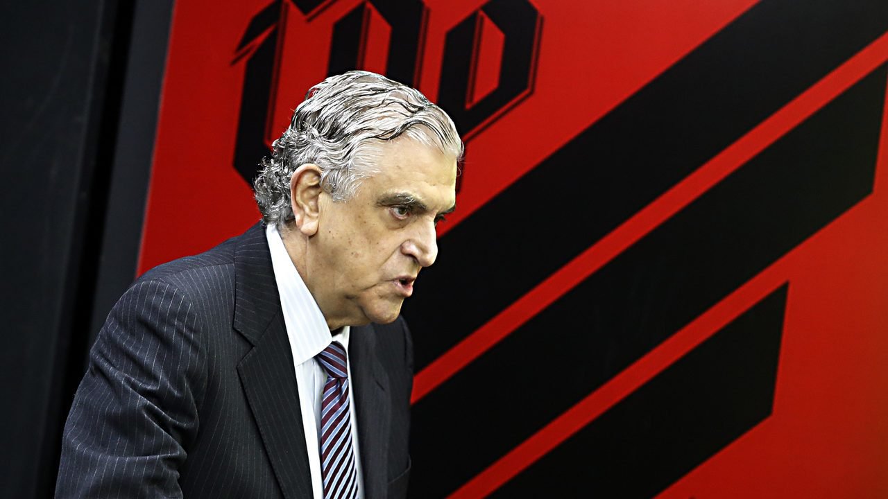 Mario Celso Petraglia e Tiago Magalhães no lançamento do evento Summit Internacional de Performance na Arena da Baixada em Curitiba.Mario Celso Petraglia e Tiago Magalhães, diretor de marketing e relacionamento do Summit - O Summit Internacional de Pe