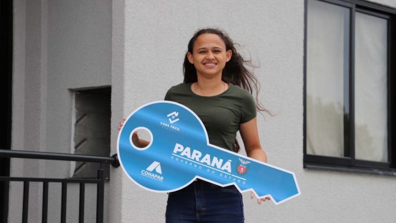 Com aporte do Casa Fácil Paraná, 51 apartamentos são entregues a famílias de Pinhais