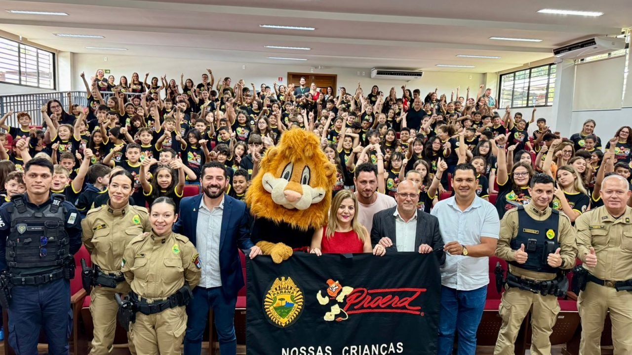 Formatura do Proerd marca conclusão do programa contra as drogas nas escolas de Cascavel
