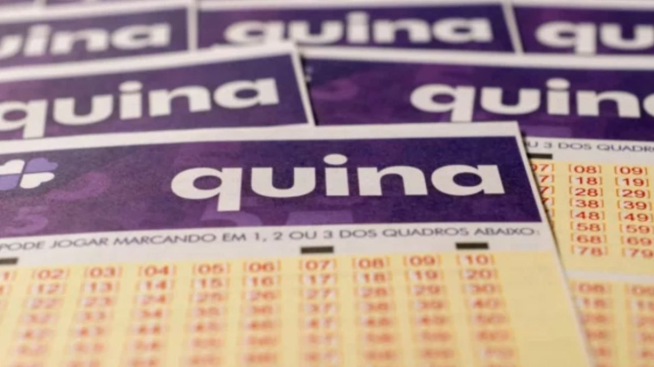 A aposta mínima, com cinco dezenas, custa R$ 3. — Foto: A aposta mínima, com cin