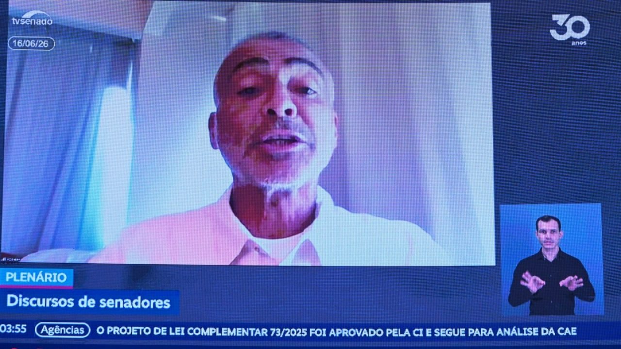 romario-em-sessao-deliberativa