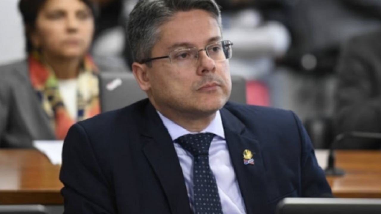 senador-750x467-1