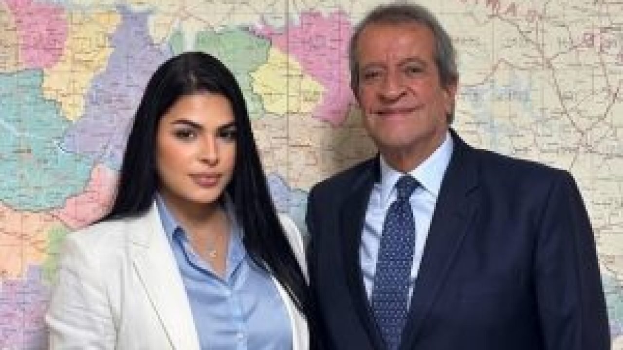 sophia-barclay-a-trans-de-direita-e-valdemar-costa-neto-pl-eleicoes-2026-300x182-1